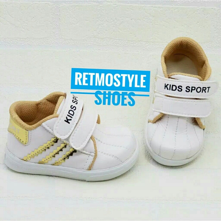 Sepatu Sporty Putih