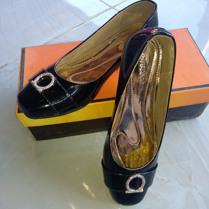 Sepatu Wanita Brococo Size 37