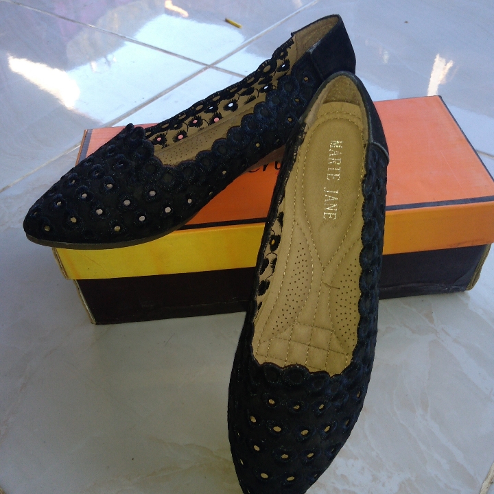 Sepatu Wanita Marie Jane Size 37