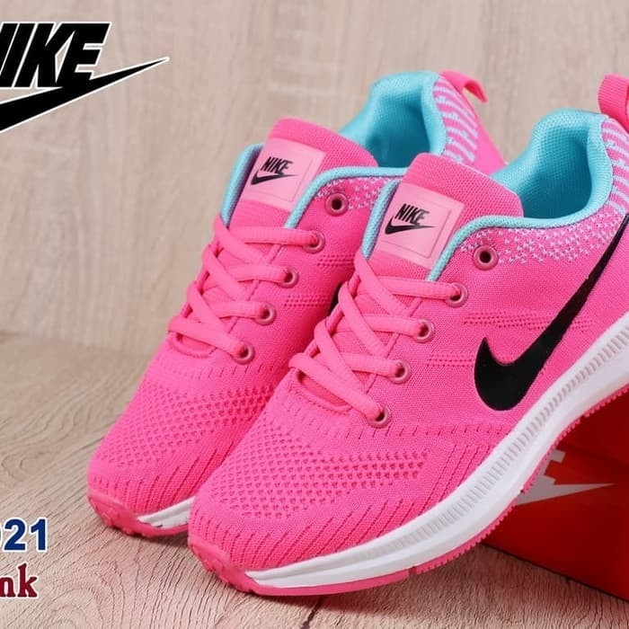 Sepatu Wanita Nike Jogging SW - Fuchsia