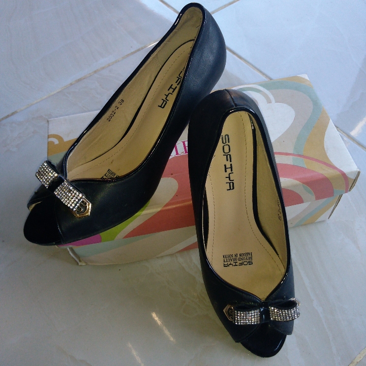 Sepatu Wanita Sofiya Size38