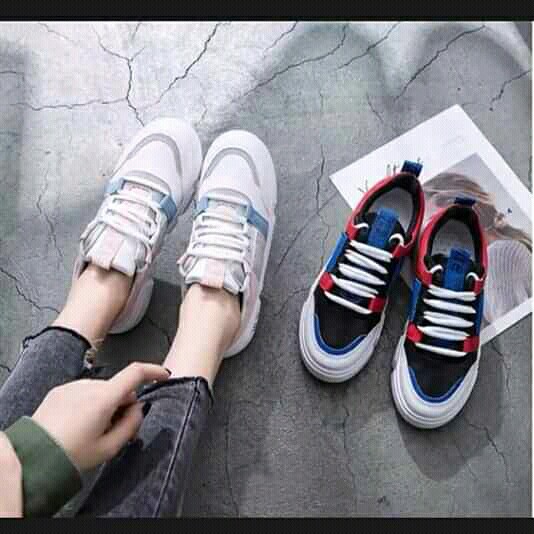 Sepatu YH 2