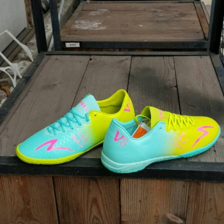 Sepatu futsal Specs Accelerator v8 green blue