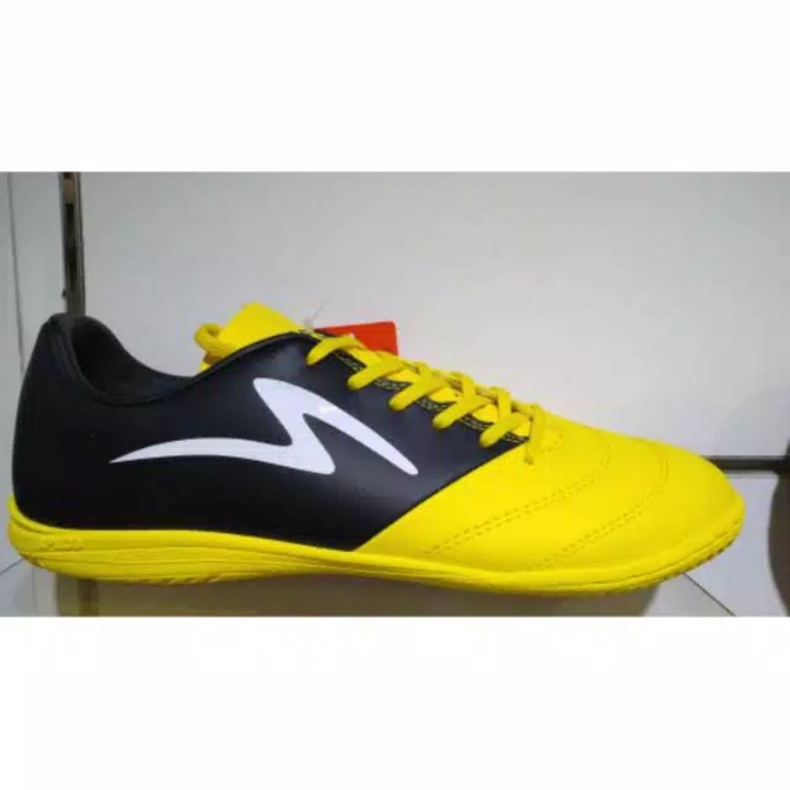 Sepatu futsal specs storm 19fs black yellow