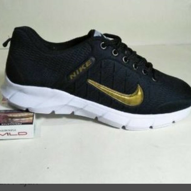 Sepatu nike cewek cowokcengtang emas-Black