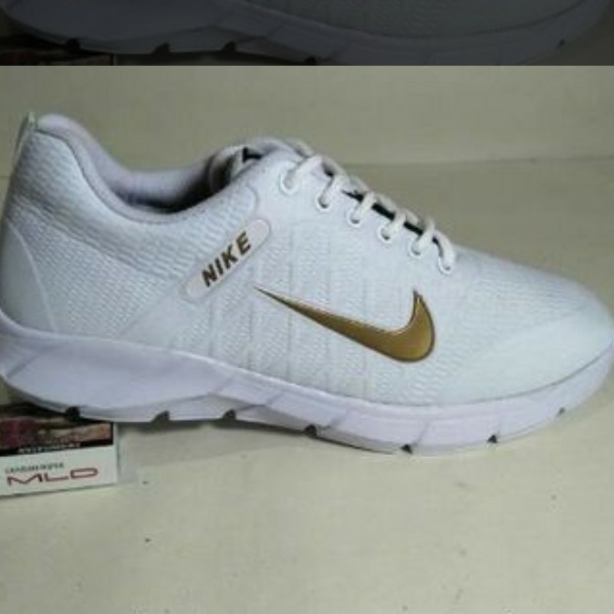 Sepatu nike cewek cowokcengtang emas-White