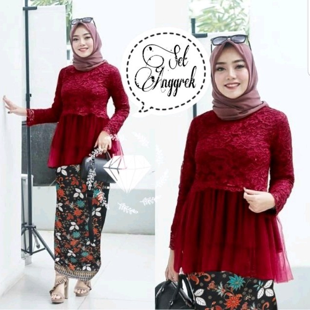 Set Anggrek Batik Maroon