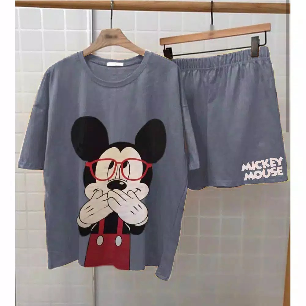 Setelan Mickey Mouse 2