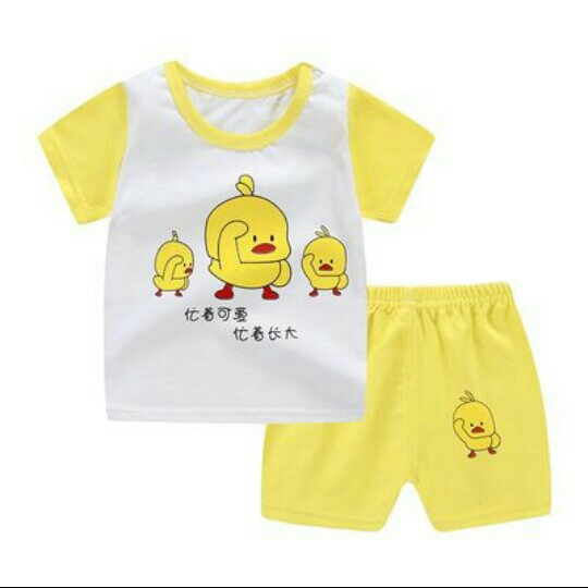 Setelan kaos dan celana pendek anak 2