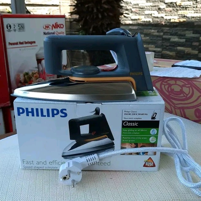 Setrika Philips HD1172