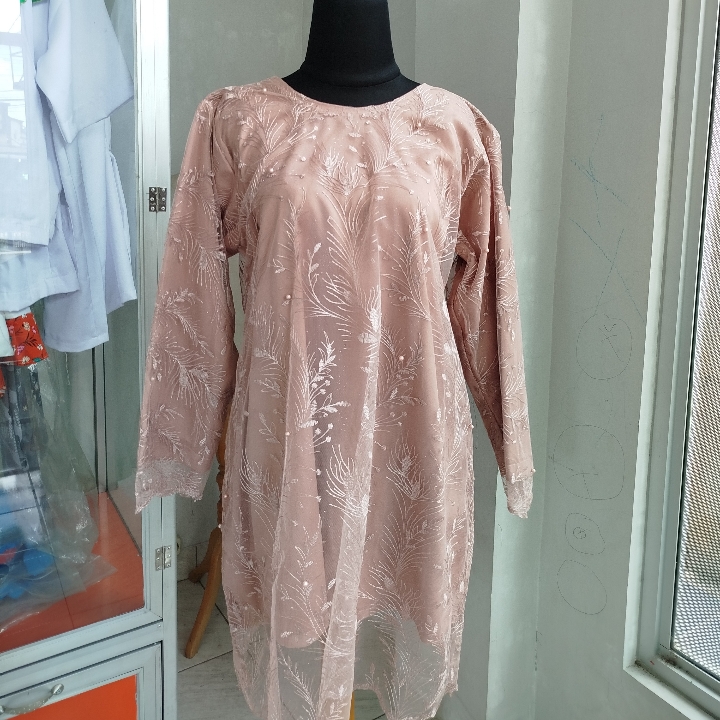 Sewa Kebaya Wanita 3