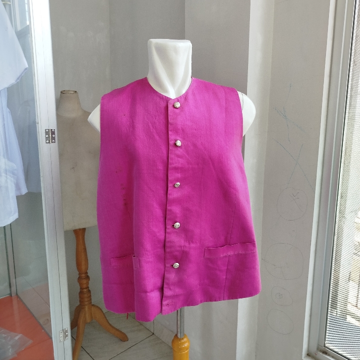 Sewa Rompin Ukuran XL