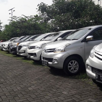 Sewa Xenia Avanza MT