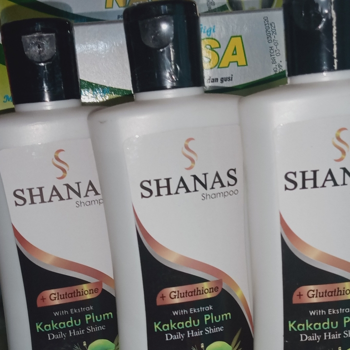 Shampo Anti Kutu Shanas 3