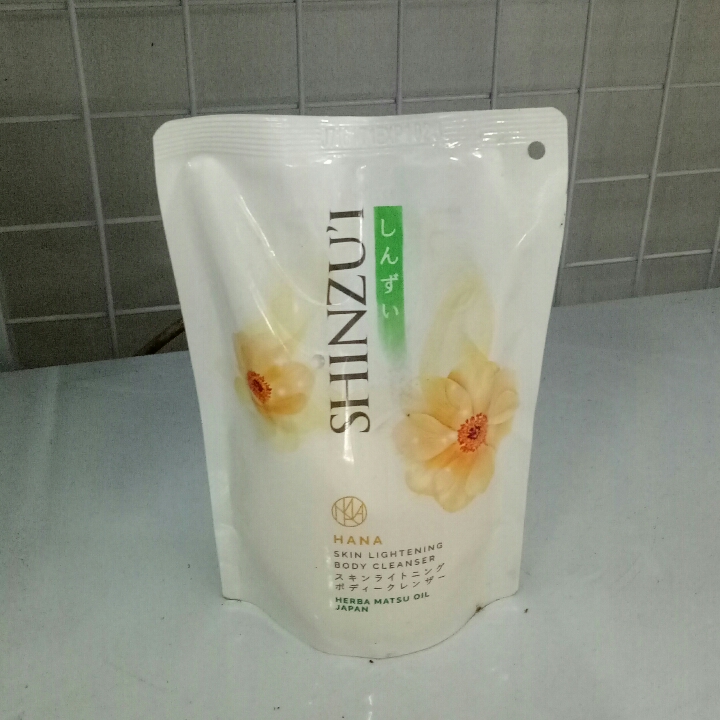 Shinzui Body Cleanser HANA