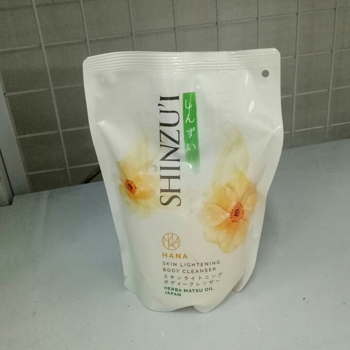 Shinzui Body Cleanser Hana