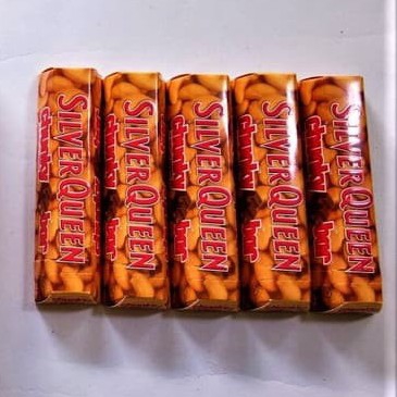 Silver Queen Chunky Bar Cashew 33 Gr 3