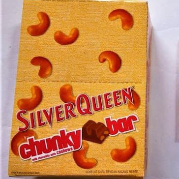 Silver Queen Chunky Bar Cashew 33 Gr 4