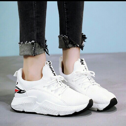 Sneakers Cewek