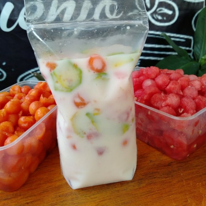 Sop Buah
