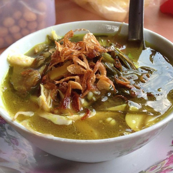 Soto Babat Plus Nasi atau Lontong