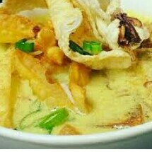 Soto Daging Sapi Kuah Santan-nasi
