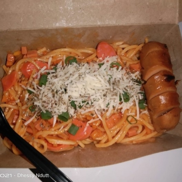 Spaghetti Sosis Jumbo