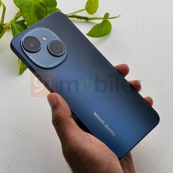 SPARK GO 1 RAM 4 GB ROM 128 GB