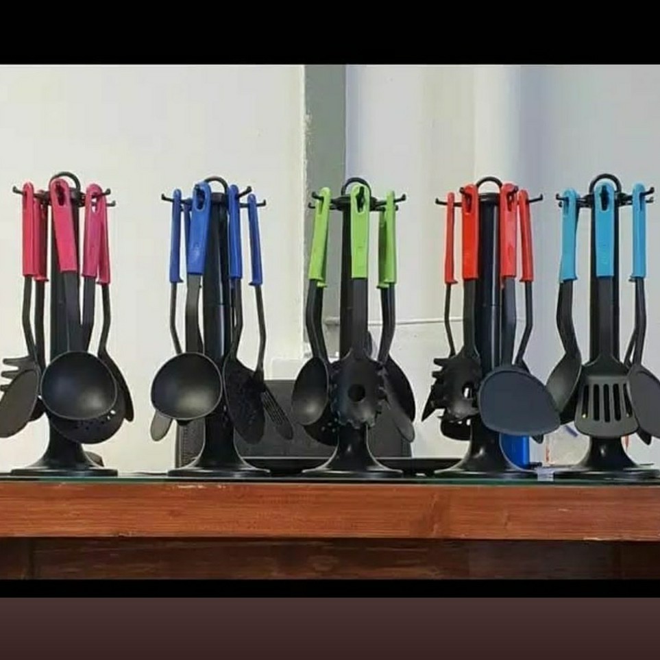 Spatula Gantung
