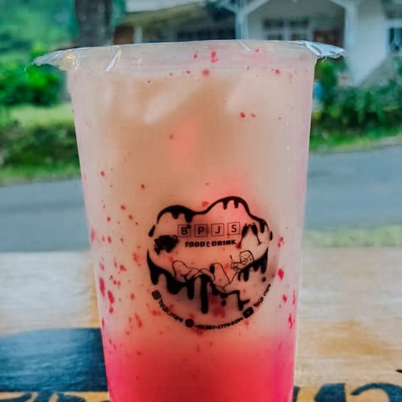 Strawberry Buble 2