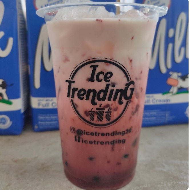 Strawberry Choco Boba