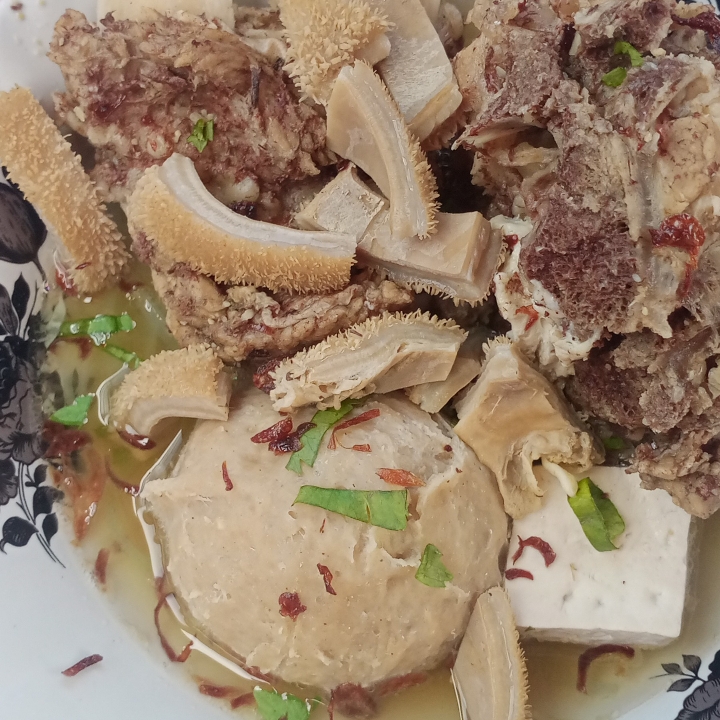 Sup Tulang Dapet Pentol 1