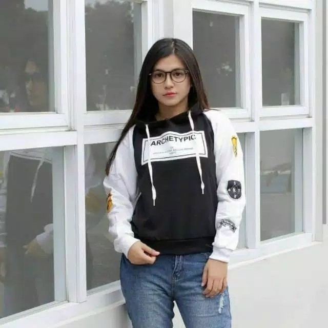 Sweater  jaket hodie ARCHETYPIC bahan babyterry fit L