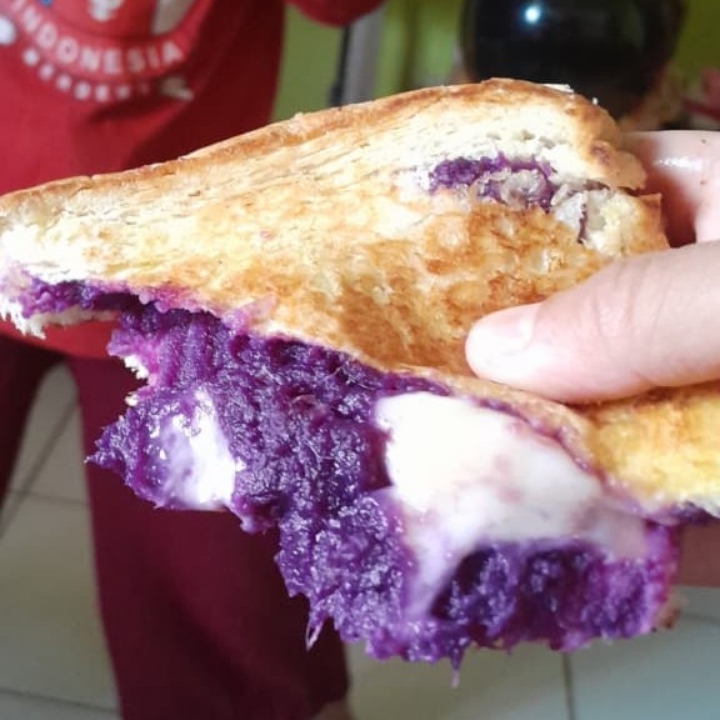 Sweet Potato Mozarella Bread