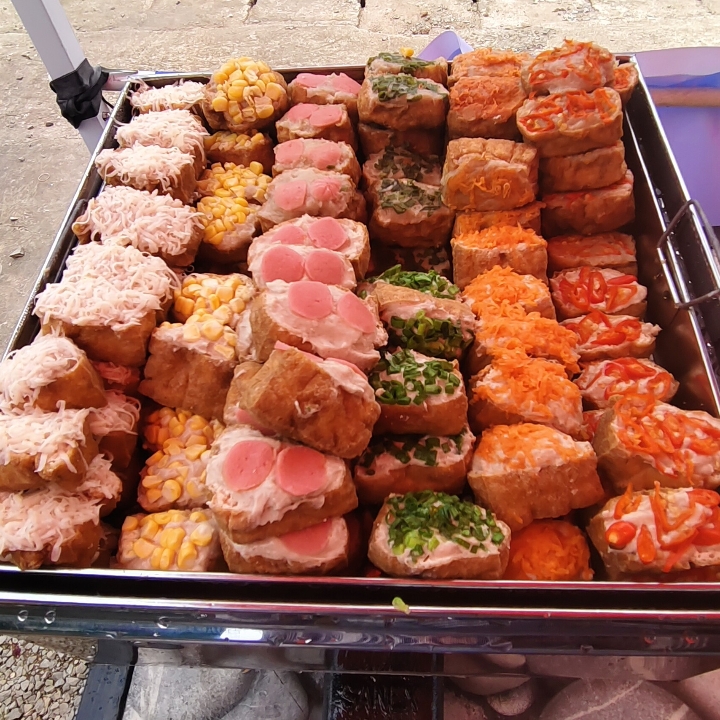 TAHU GEMOY