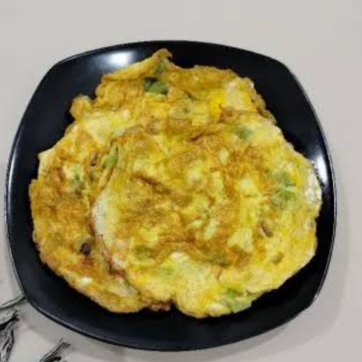 TELUR DADAR 