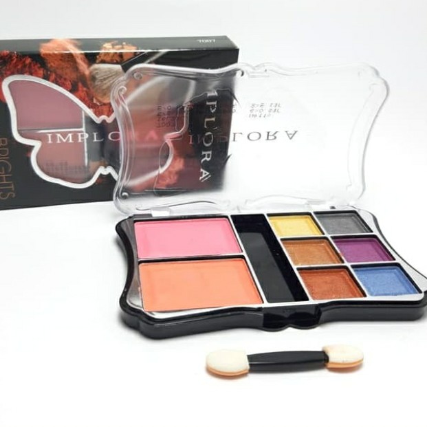 THE BRIGHT EYESHADOW AND BLUSH ON 2