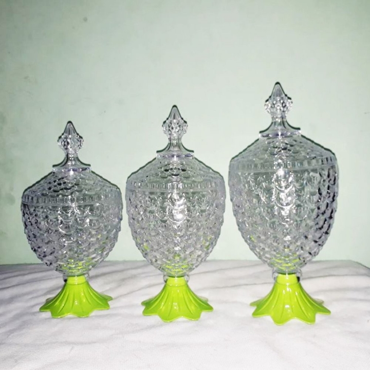 TMIB 1112 Toples Ikan Besar