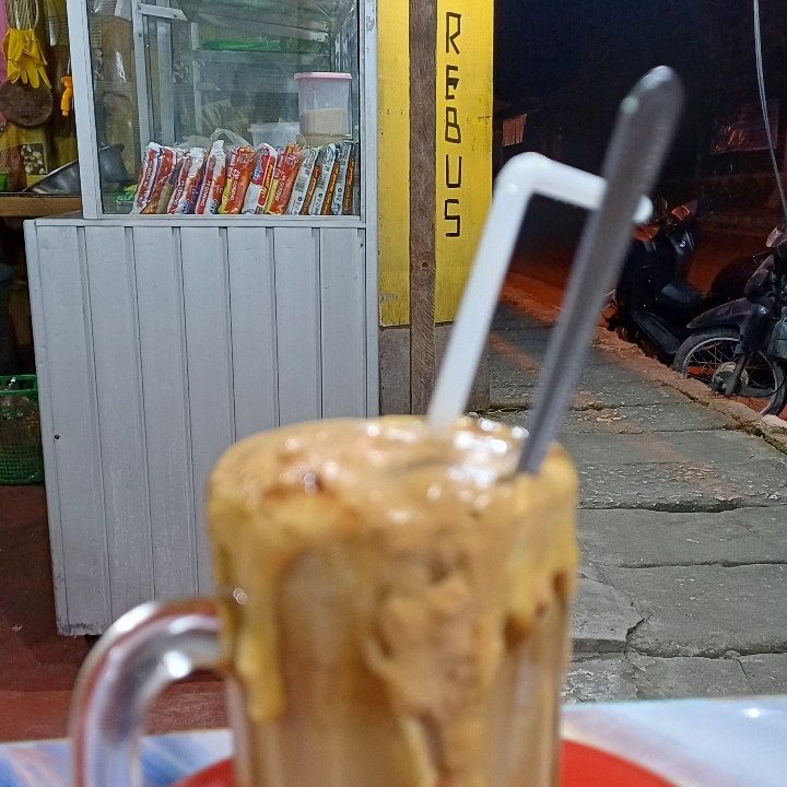 TST TEH SUSU TELUR