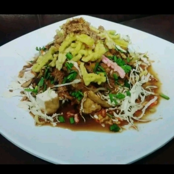 Tahu Campur
