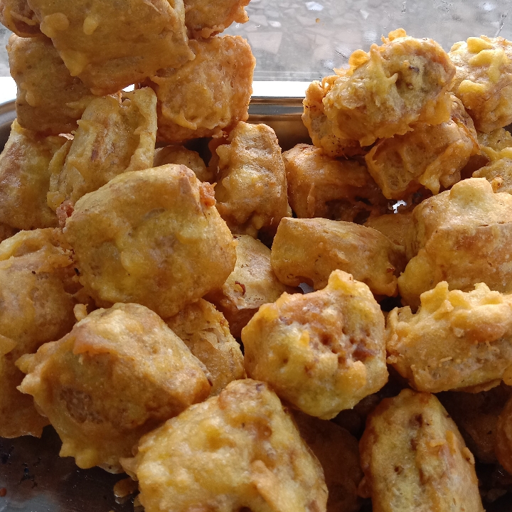 Tahu Isi