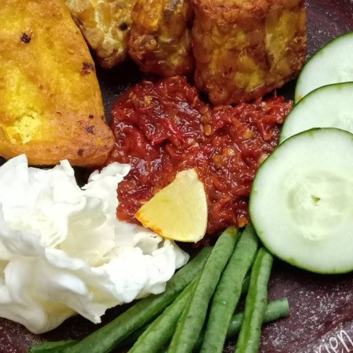 Tahu Lalapan