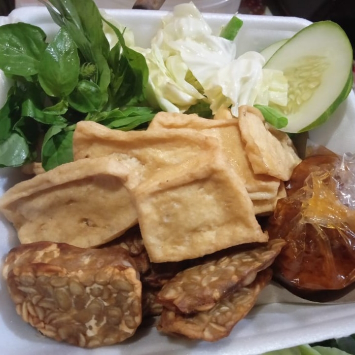 Tahu Lalapan