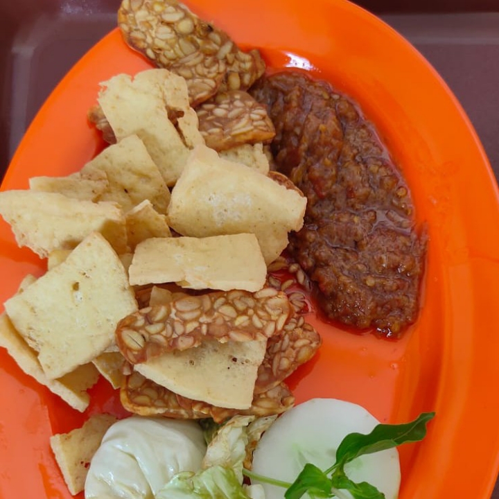 Nasi Tahu Tempe Goreng