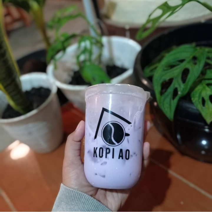 Taro Latte