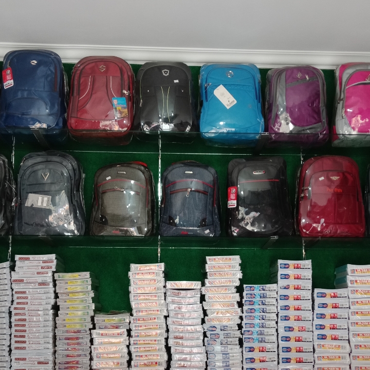 Tas Sekolah dan Perl  Sekolah 3
