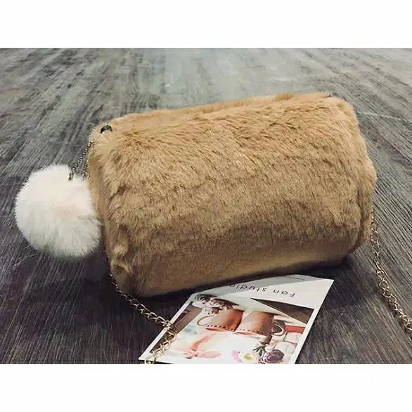 Tas Selempang Bludru
