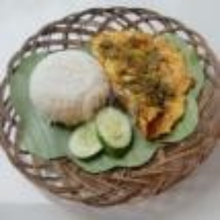 Telor Geprek Bejo sambel ijo