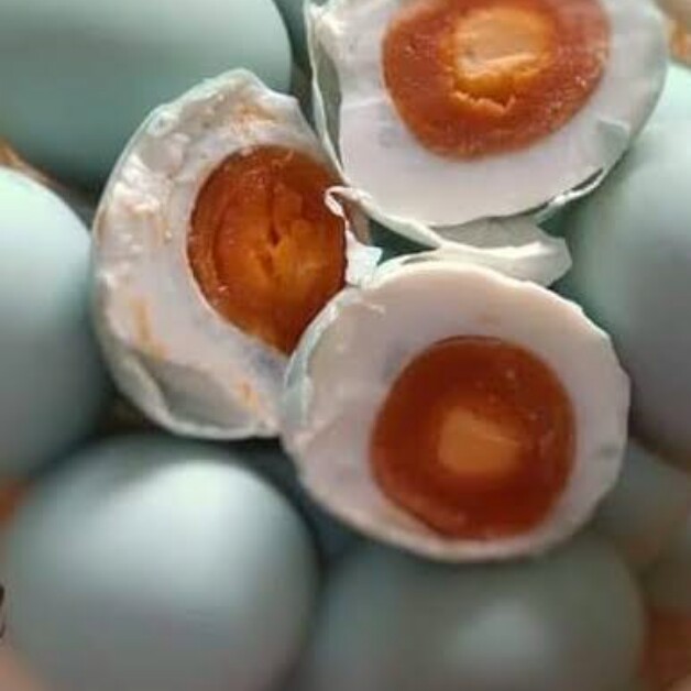 Telur Biasa Dan Telur Asin