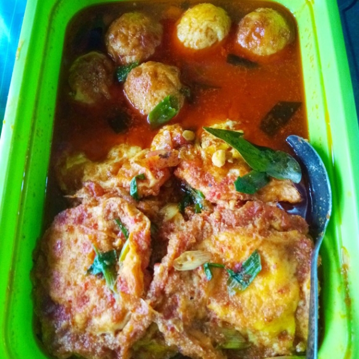 Telur Bumbu Balado